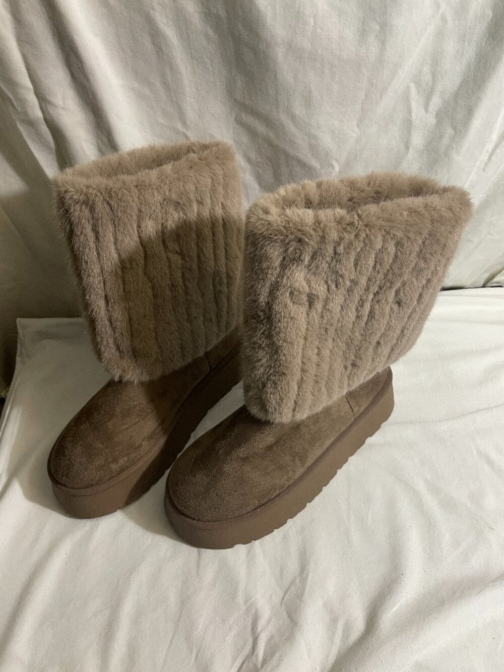 Women's Faux Fur Platform Winter Boots Brown Mid Calf Cozy Lined Size 38